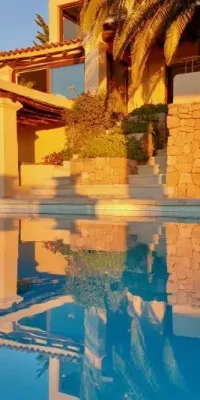 Lujosa casa reformada con vistas panorámicas al mar y al atardecer en Benimussa