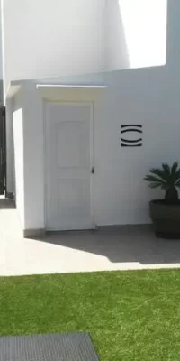 Excepcional casa adosada en el pueblo de Cala Llonga en venta