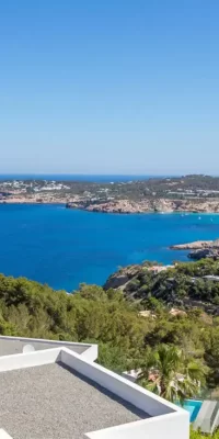 Prachtige moderne villa met uitzicht op zee en huurvergunning in Cala Moli