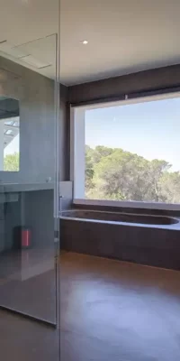 Prachtige moderne villa met uitzicht op zee en huurvergunning in Cala Moli