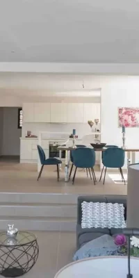 Moderne gerenoveerde villa in Cala Moli met fantastisch uitzicht op zee