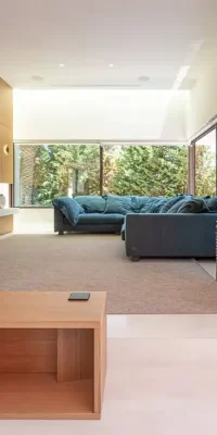 Nieuw huis gelegen in Cap Martinet met verhuurlicentie
