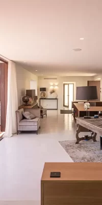 Nieuw huis gelegen in Cap Martinet met verhuurlicentie