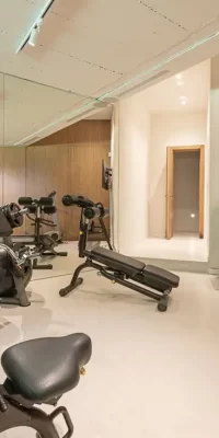 Nieuw huis gelegen in Cap Martinet met verhuurlicentie