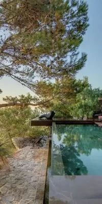 Cautivadora casa en primera línea con impresionantes vistas del atardecer