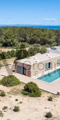 Villa exclusiva con modernas instalaciones en Formentera