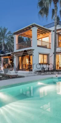 Luxurious Home in Porroig with Tourist License
