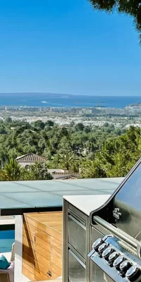 Moderna casa en Can Furnet con espectaculares vistas al mar