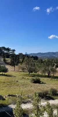 Unieke kans om een ​​rustiek juweeltje in San Rafael, Ibiza te restaureren
