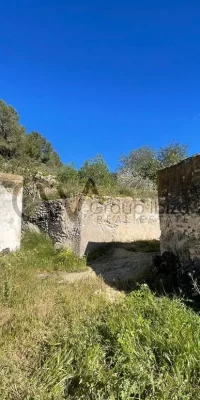 Unieke kans om een ​​rustiek juweeltje in San Rafael, Ibiza te restaureren