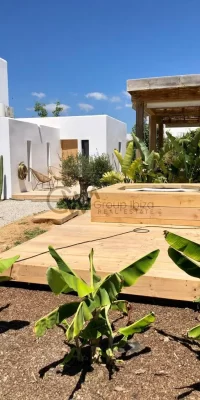 Huis met dubbele woonruimtes in Sant Jordi