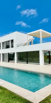 Luxurious Modern Mansion in Cala de Bou