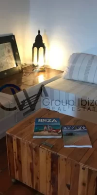 Huis aan het strand met uitzicht op zee in Es Caló te koop